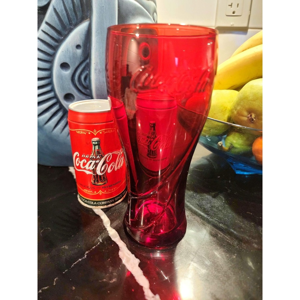 2018 McDonalds Coca-Cola Red Contour Glass Limited Edition Coke Promo P EB1R 095